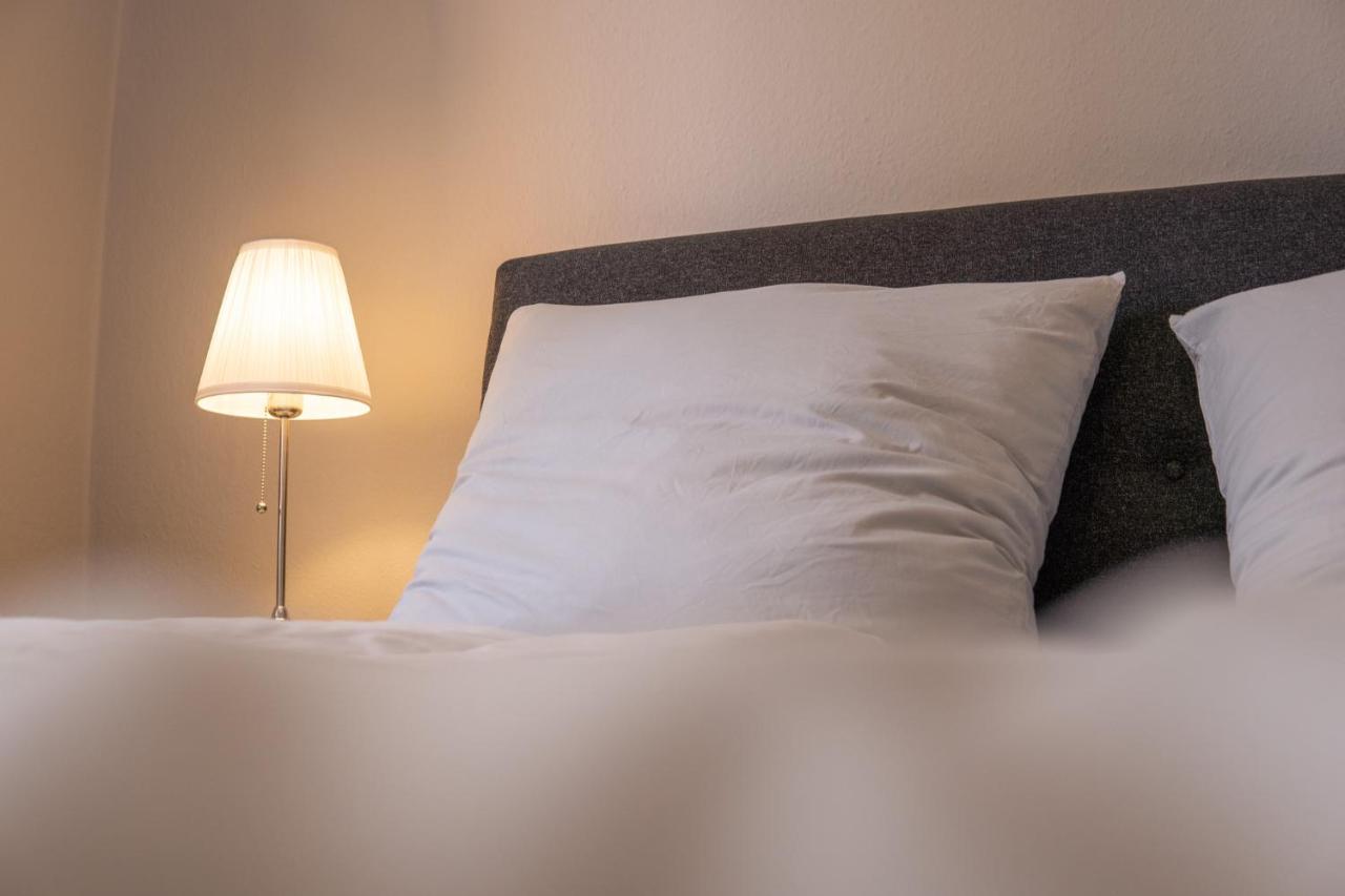 "Purple Chill" Super Zentrale Ferienwohnung Hbf-Messe-Buergerweide-Citygate-Ovb Arena BRE エクステリア 写真