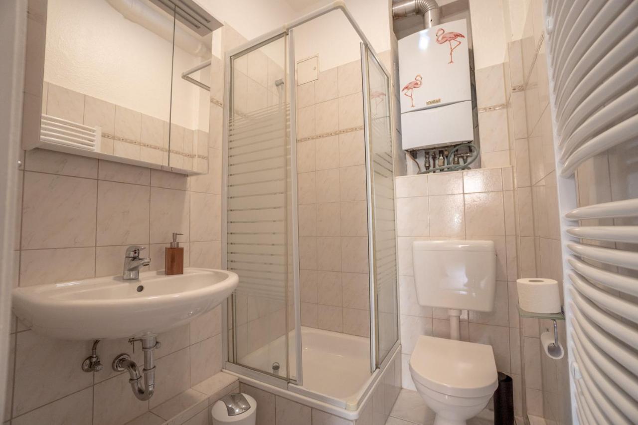 "Purple Chill" Super Zentrale Ferienwohnung Hbf-Messe-Buergerweide-Citygate-Ovb Arena BRE エクステリア 写真