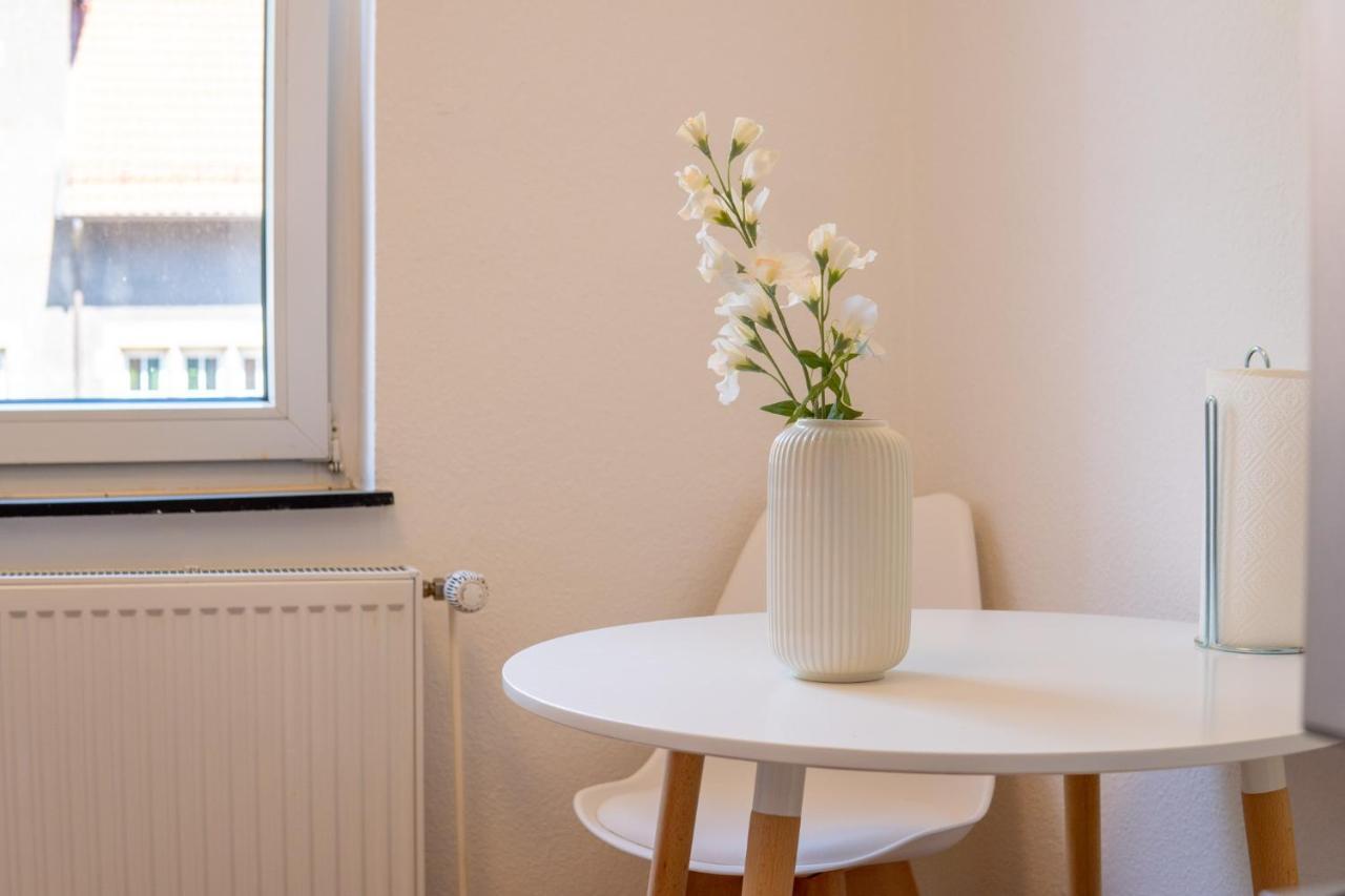 "Purple Chill" Super Zentrale Ferienwohnung Hbf-Messe-Buergerweide-Citygate-Ovb Arena BRE エクステリア 写真